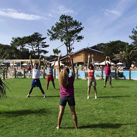 Club Belambra Les Estagnots - Pinede Hotel